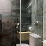 Comodo En דירה אלבה דה טורמס