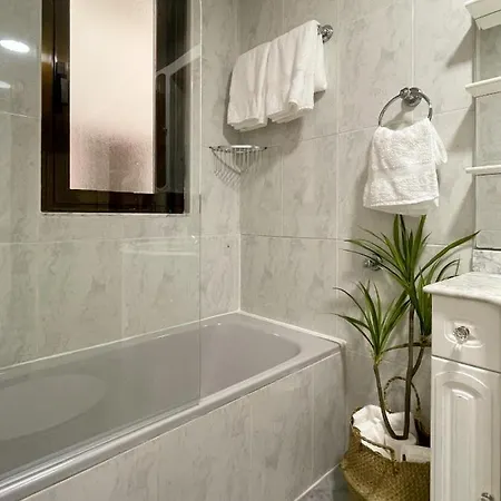 Comodo En Apartmán *