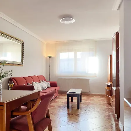 Comodo En Alba De Tormes