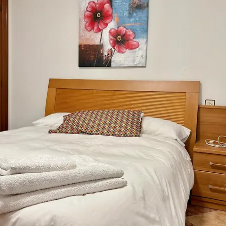 Apartment Comodo En *